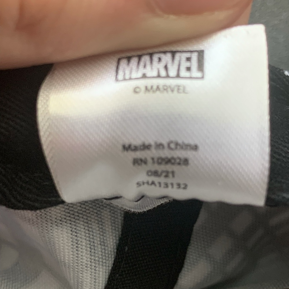 Venom snap back Hat - Picture 5 of 7